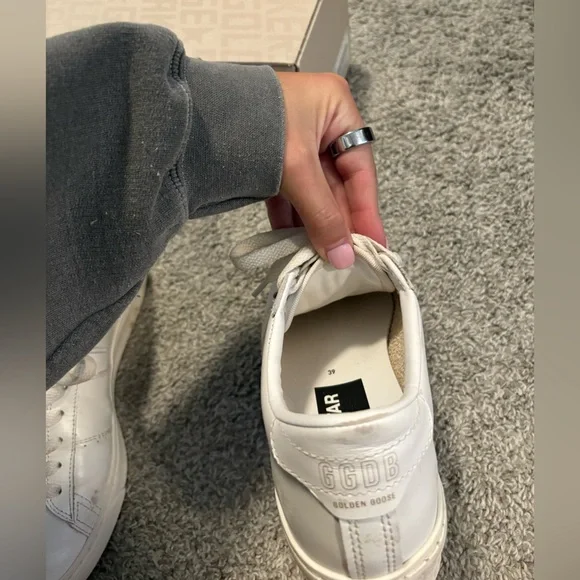 Golden goose leather sneaker size 39 - Picture 6 of 16